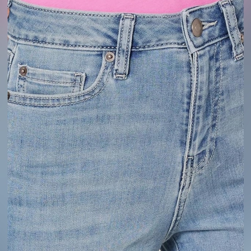 Amazon Essentials Women's High Rise Jeans - Light Blue. SIZE 12  NWT - Picture 2 of 3